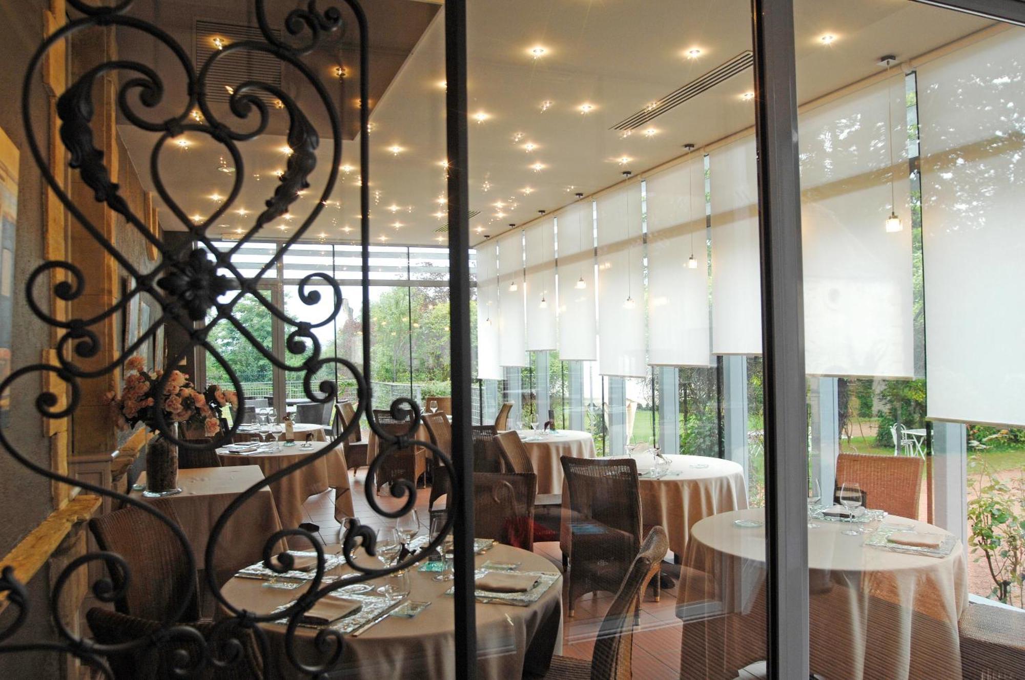 Château de Champlong Table Hôtel **** Golf&Spa Villerest  Exterior foto