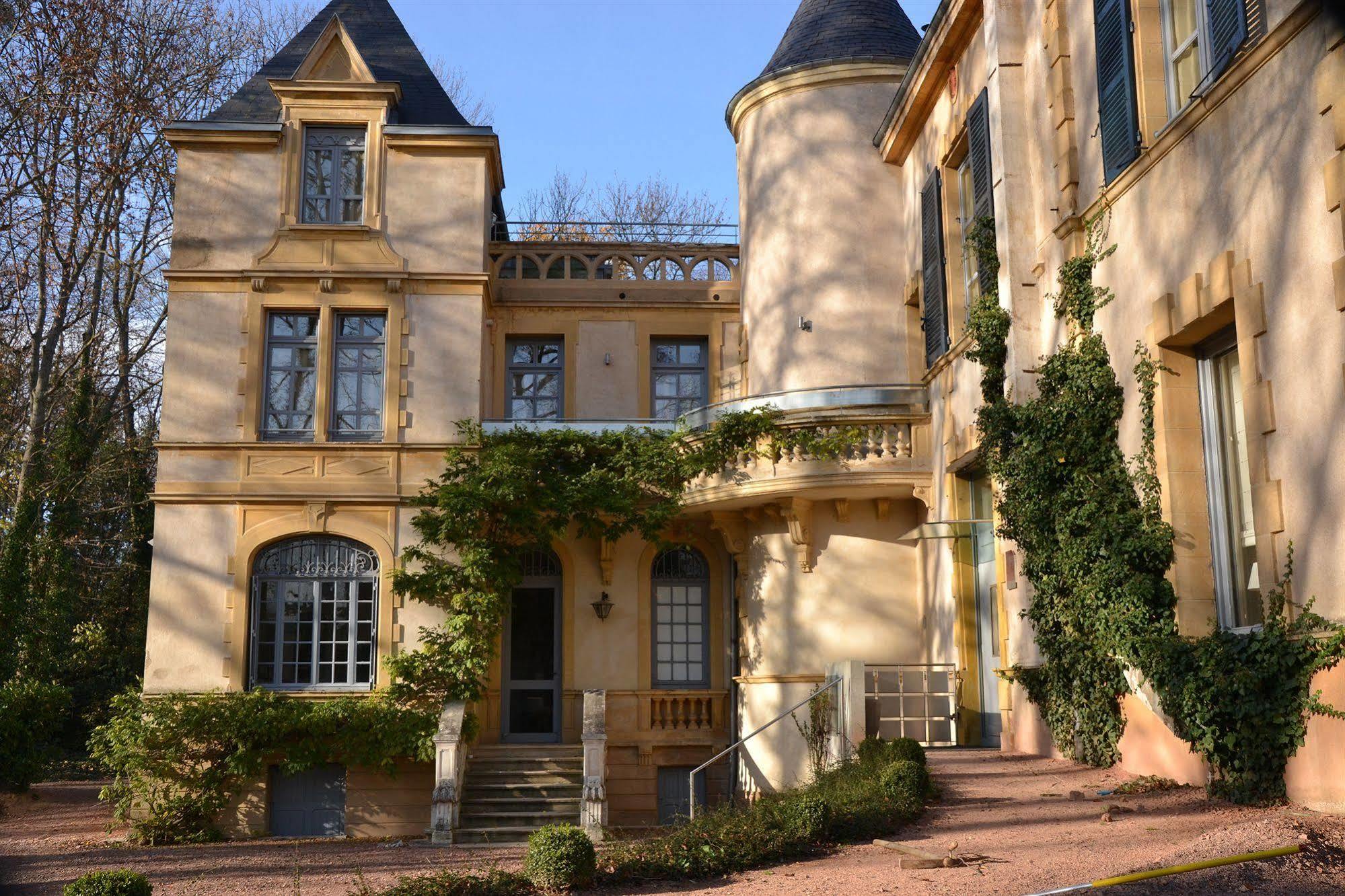 Château de Champlong Table Hôtel **** Golf&Spa Villerest  Exterior foto